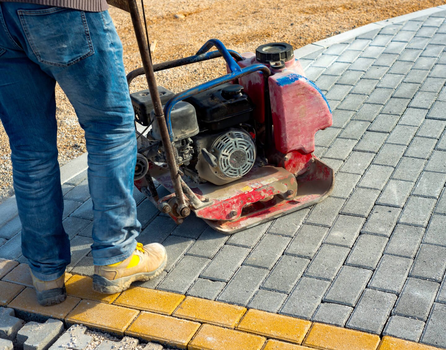 zagęszczanie kostki brukowej